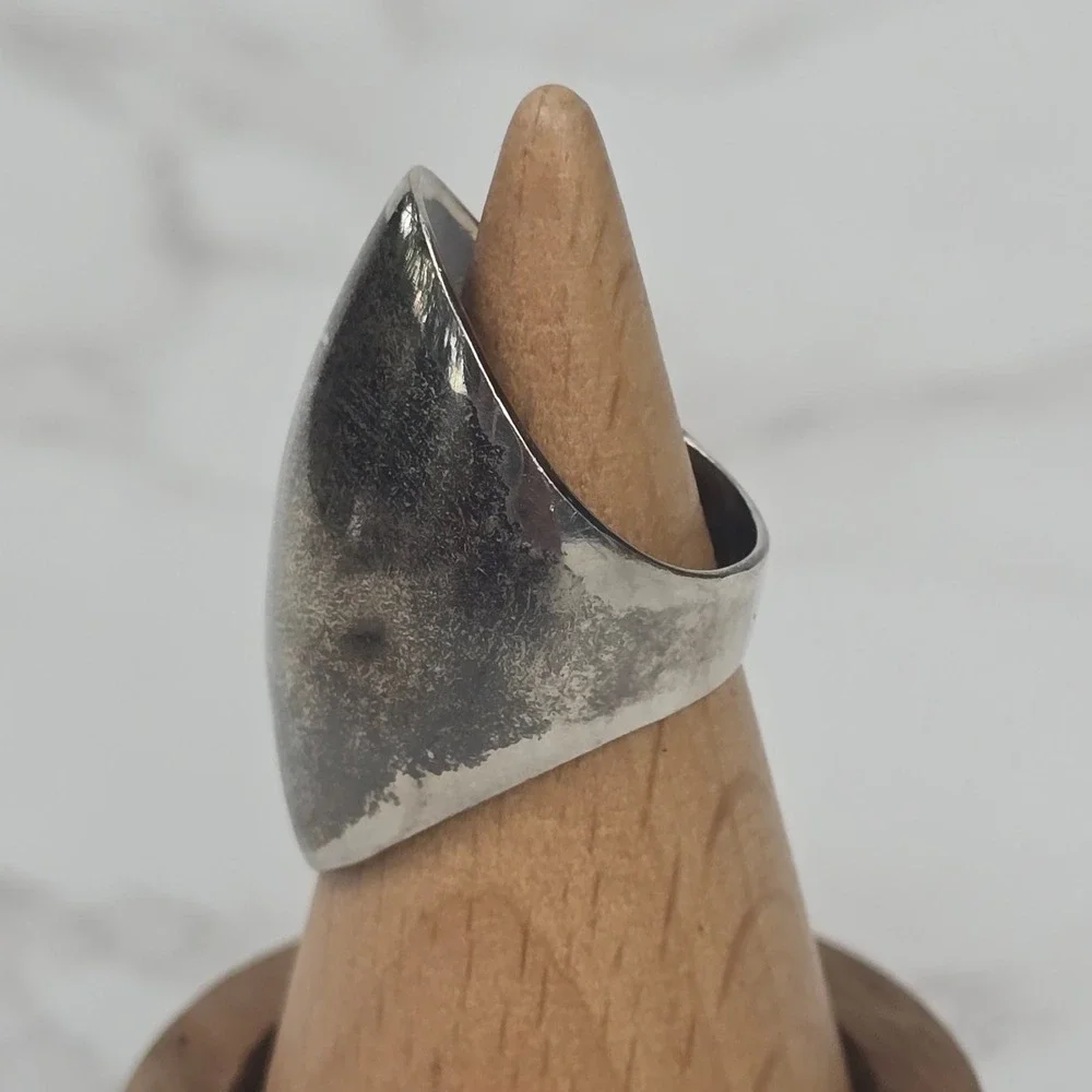 925 Sterling Silver Shield Ring Size 5.5 Minimalist Wide Tapered Band Statement